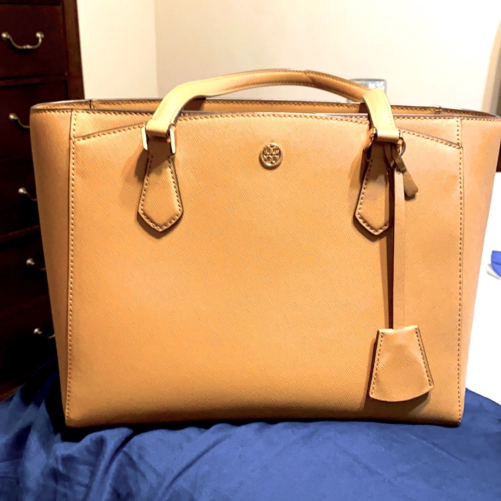 Tory Burch Small Robinson Saffiano Leather Tote